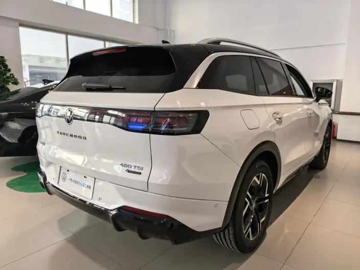 Range Rover 2026 Model 450TSI 4WD Supreme Edition – фото 5