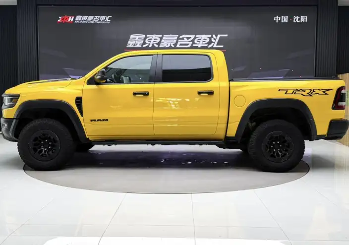 RAM Trucks 2023 Model 6.2T Automatic 4WD 5 seat Parallel Imported – фото 4
