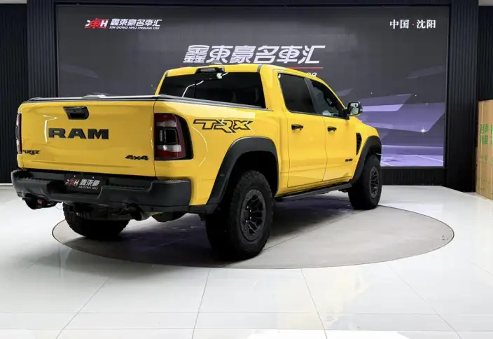 RAM Trucks 2023 Model 6.2T Automatic 4WD 5 seat Parallel Imported – фото 7