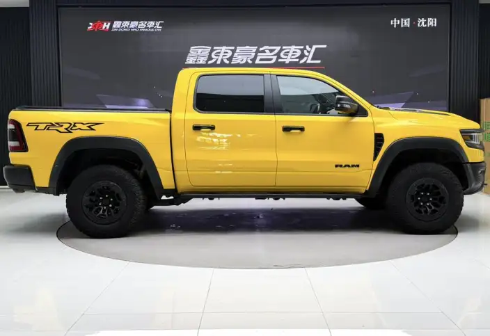 RAM Trucks 2023 Model 6.2T Automatic 4WD 5 seat Parallel Imported – фото 8