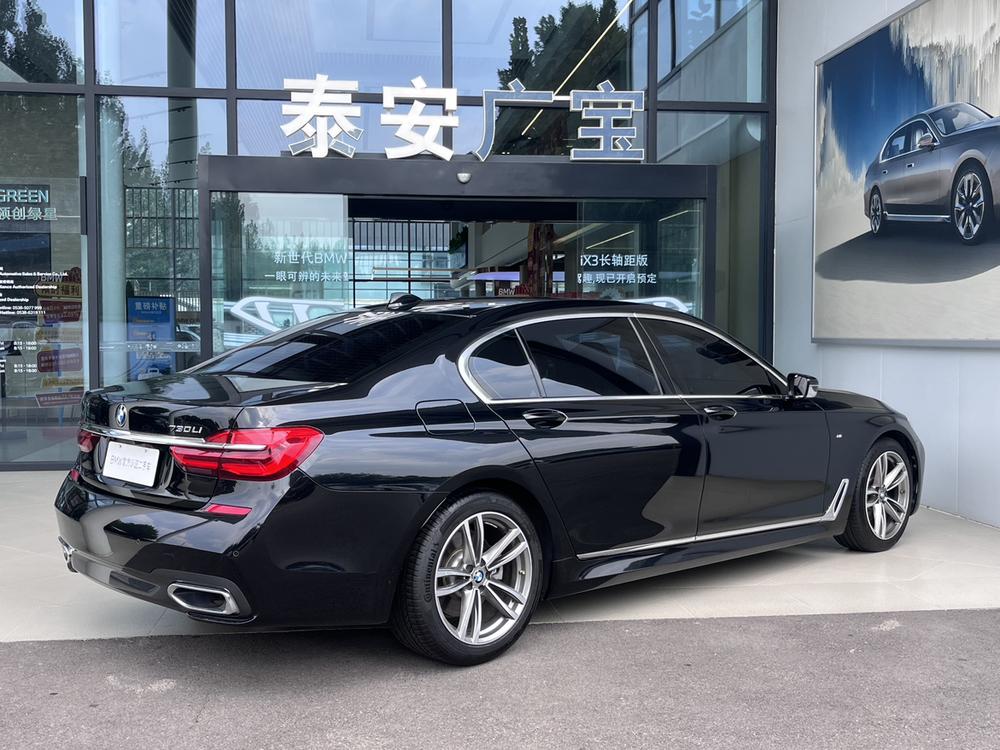 BMW 7 Series Модель 2018 года 730Li Leading M Sports Set – фото 3