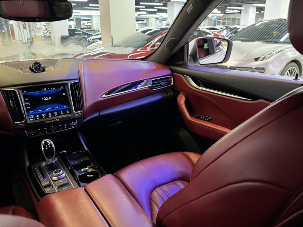Maserati Levante 2016 3.0T Levante – фото 11