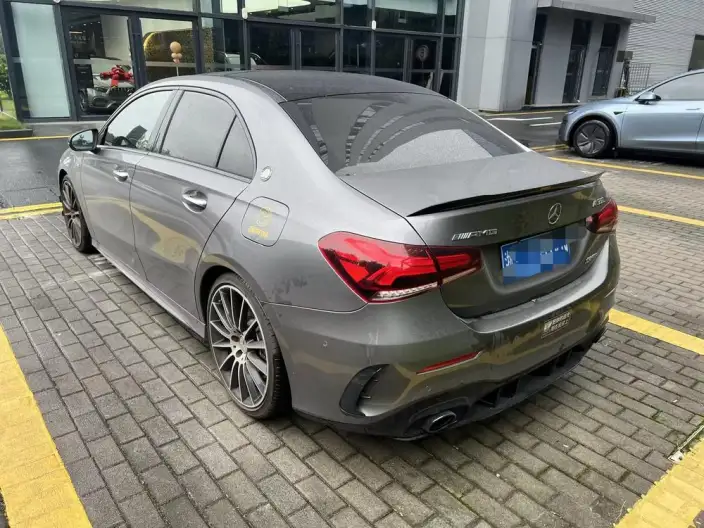 Mercedes-Benz A-Class AMG 2022 Model AMG A 35 L 4MATIC – фото 3