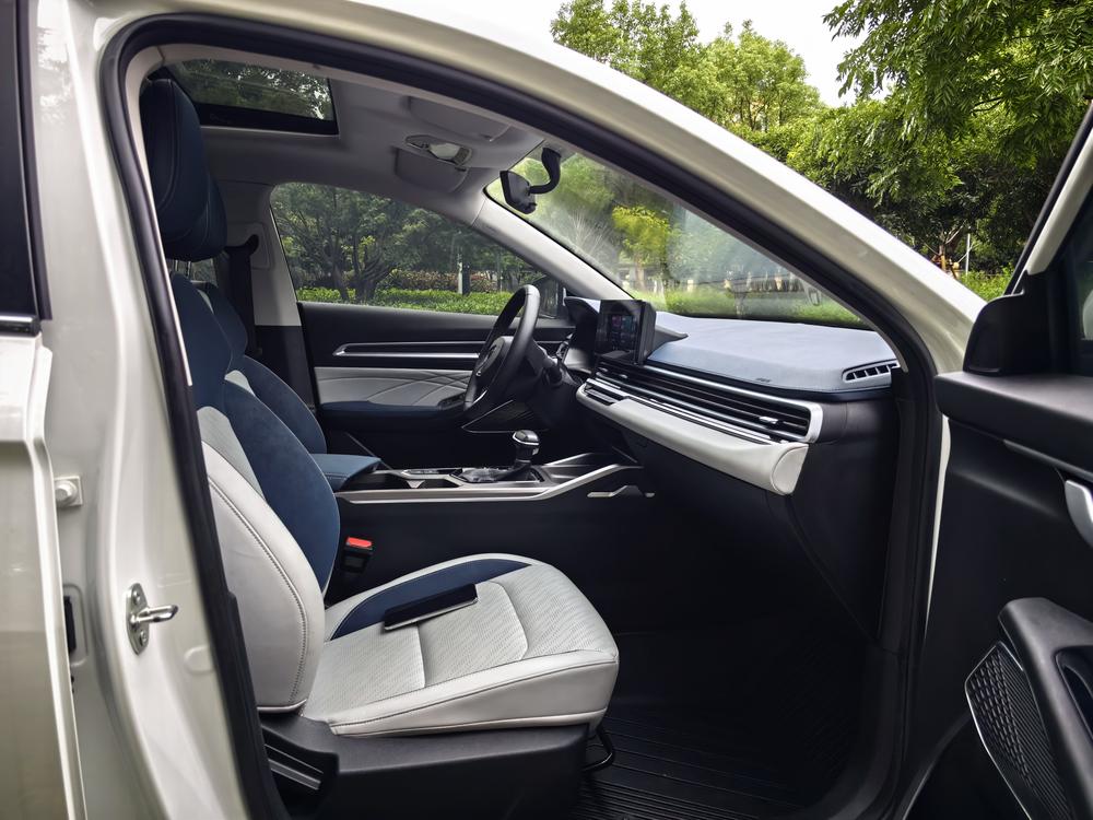 Geely Emgrand 2022 4th Gen 1.5L CVT Flagship – фото 12