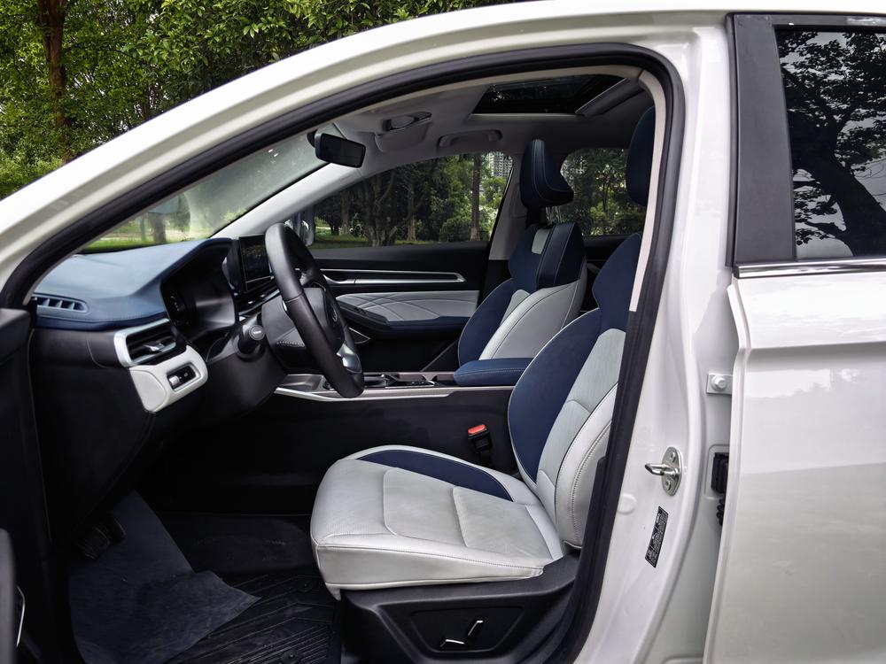 Geely Emgrand 2022 4th Gen 1.5L CVT Flagship – фото 17