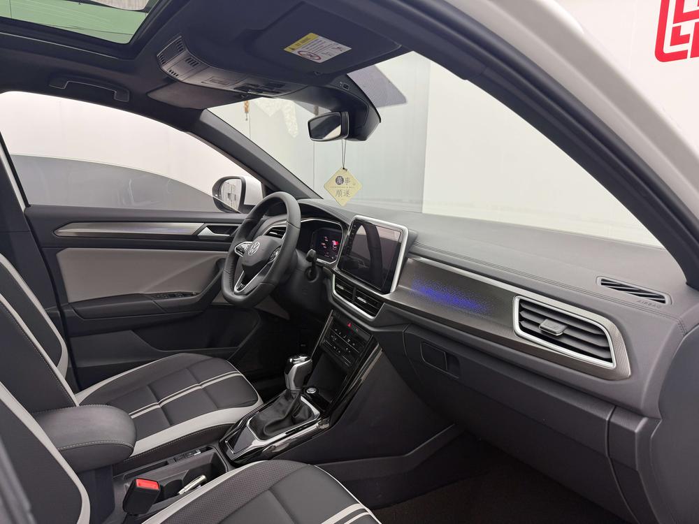 Volkswagen T-Roc 2024 модификация 300TSI DSG Chenguang Edition – фото 13