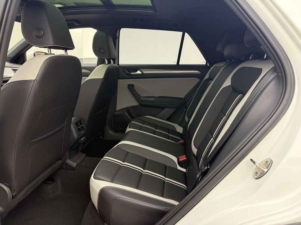 Volkswagen T-Roc 2024 модификация 300TSI DSG Chenguang Edition – фото 15