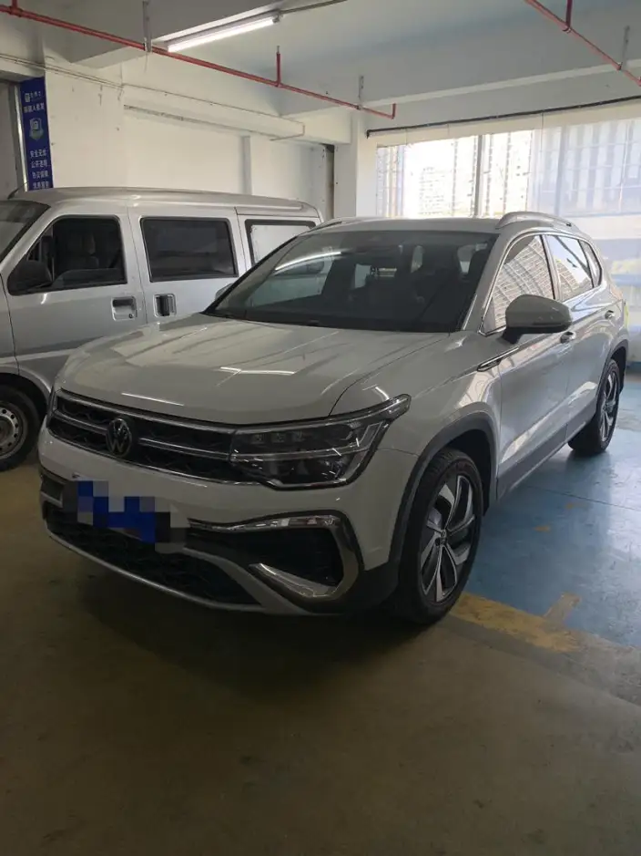 Volkswagen Tharu 2023 Model 300TSI 2WD Full Moon Edition – фото 1