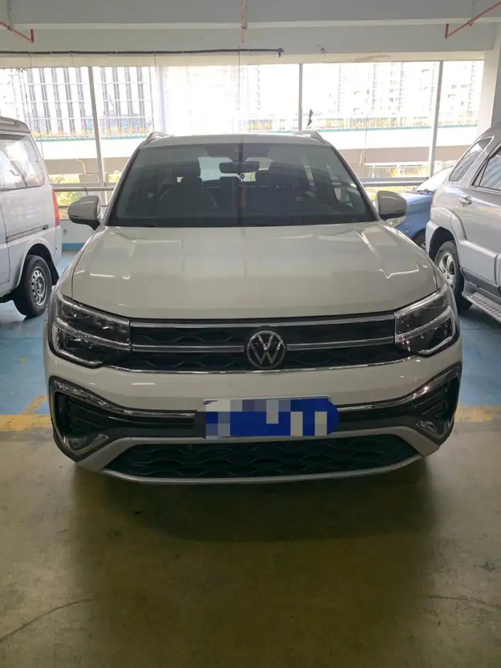 Volkswagen Tharu 2023 Model 300TSI 2WD Full Moon Edition – фото 2