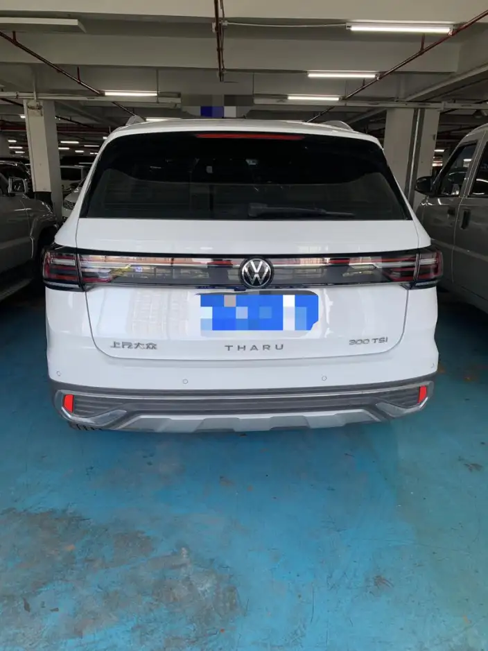 Volkswagen Tharu 2023 Model 300TSI 2WD Full Moon Edition – фото 5