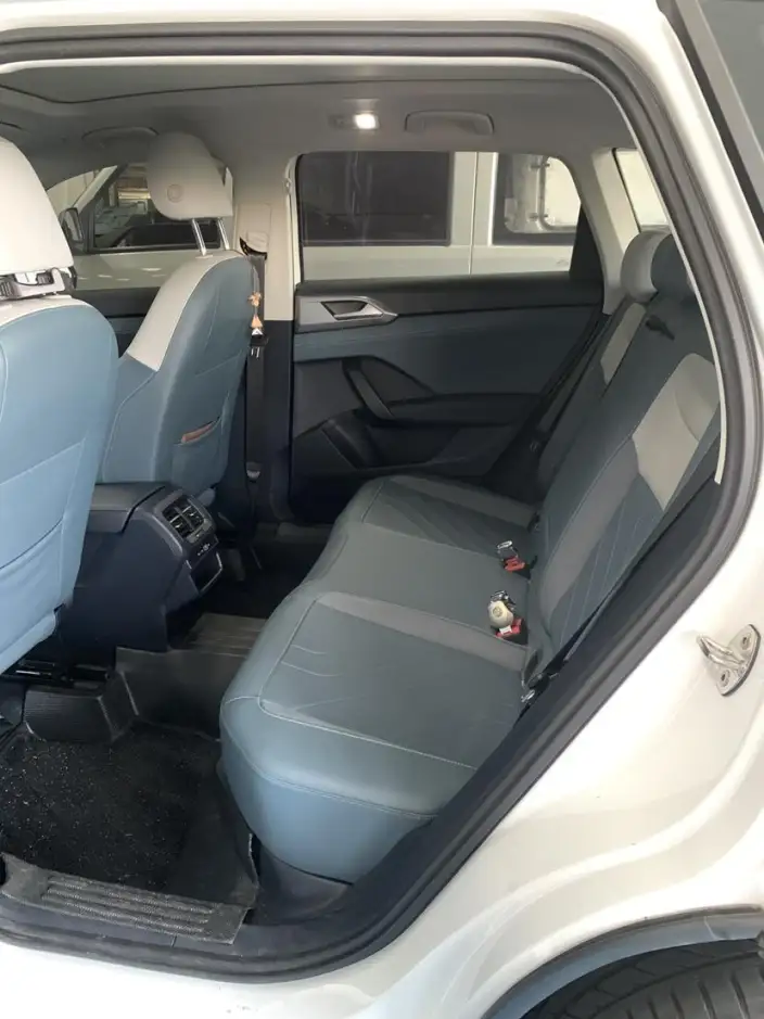 Volkswagen Tharu 2023 Model 300TSI 2WD Full Moon Edition – фото 10