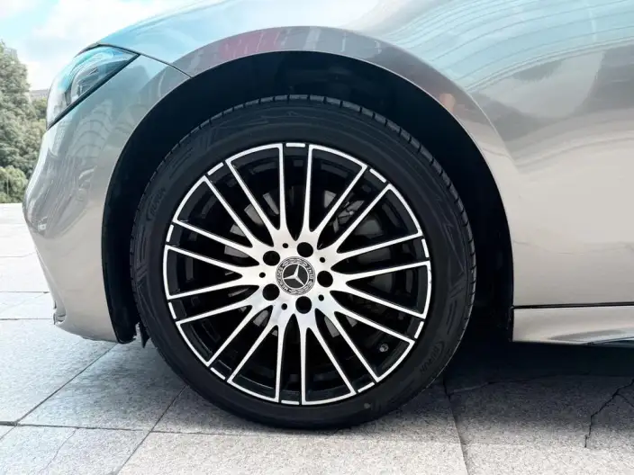 Mercedes-Benz C-Class 2023 Model Facelift II C 260 L Sports Edition – фото 7