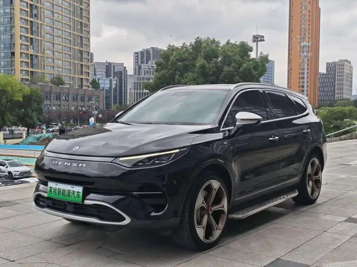 Denza X PHEV 2020 Model 2.0T Ultimate Edition – фото 1