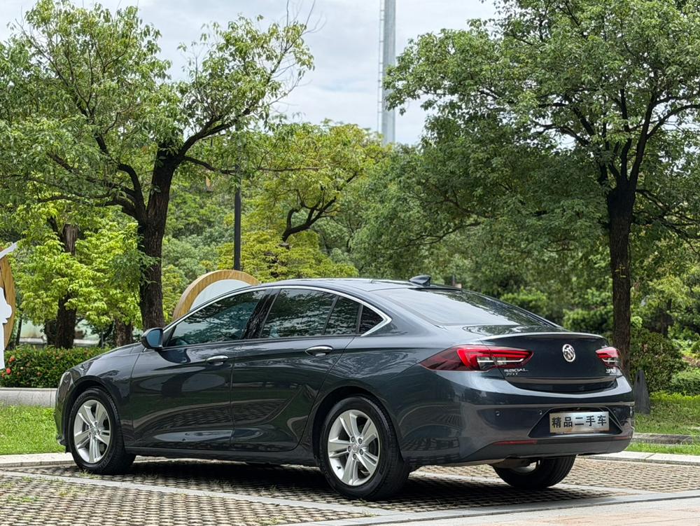 Buick Regal 2019 20T Elite China VI – фото 4