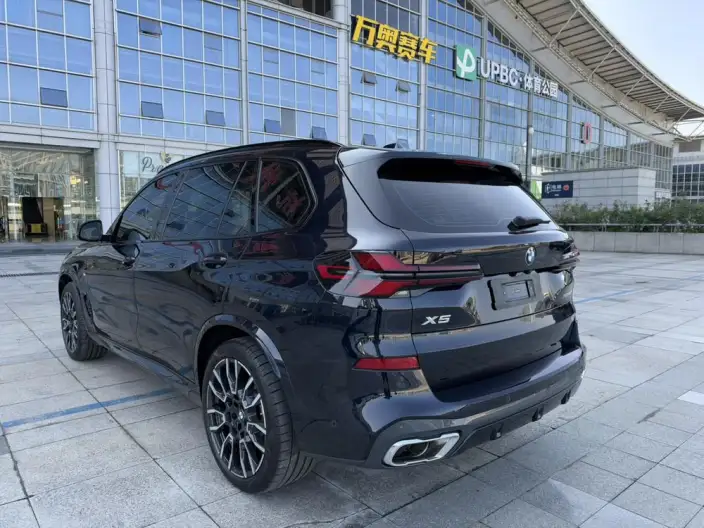 BMW X5 2025 Model xDrive40Li M Sports Night Set – фото 4