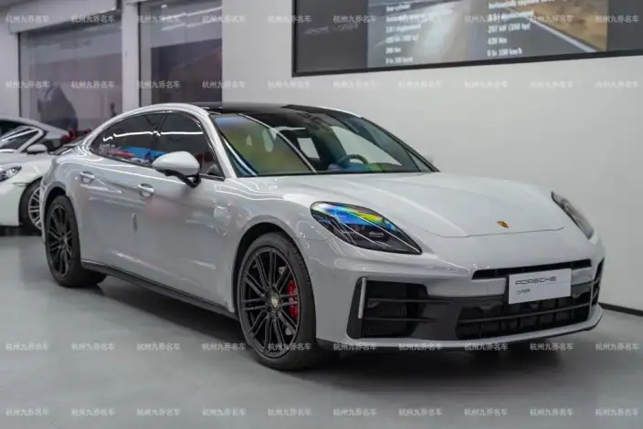Panamera 2024 Model Panamera Executive Extended Edition 2.9T – фото 3