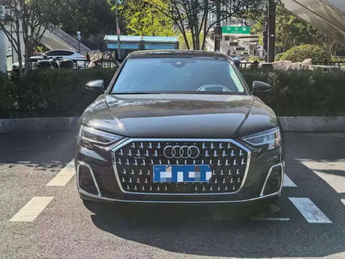 Audi A8 2023 Model A8L 55 TFSI quattro Flagship Model – фото 2