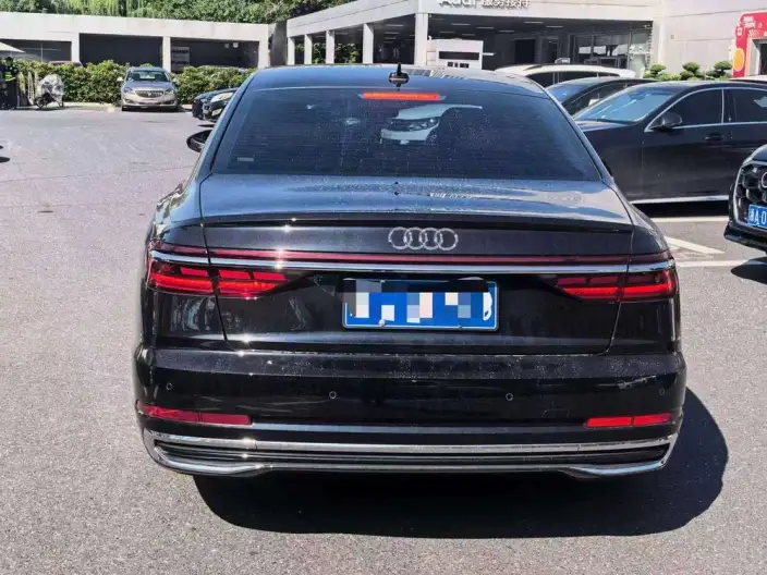 Audi A8 2023 Model A8L 55 TFSI quattro Flagship Model – фото 5