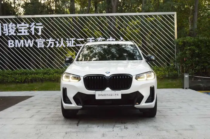BMW X3 2022 Model xDrive30i Exclusive Model M Night Set – фото 2