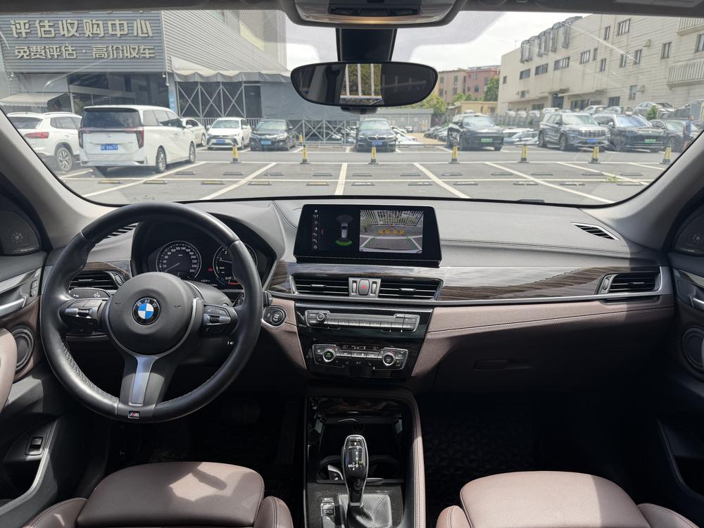 BMW X1 2022 xDrive25Li Premium – фото 10