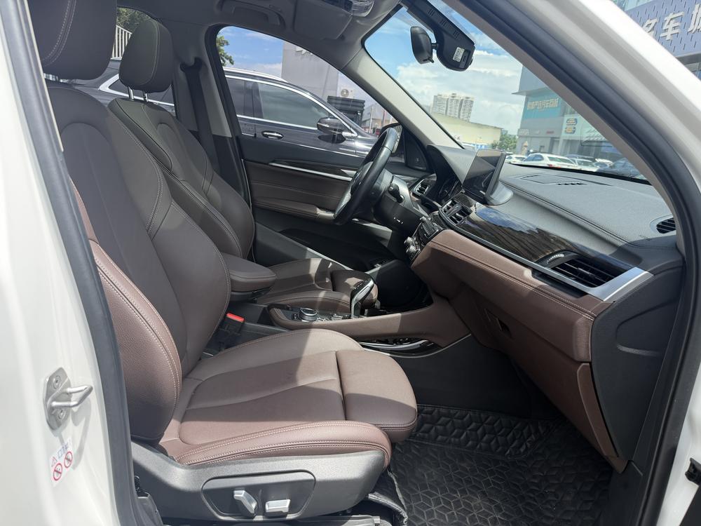 BMW X1 2022 xDrive25Li Premium – фото 14