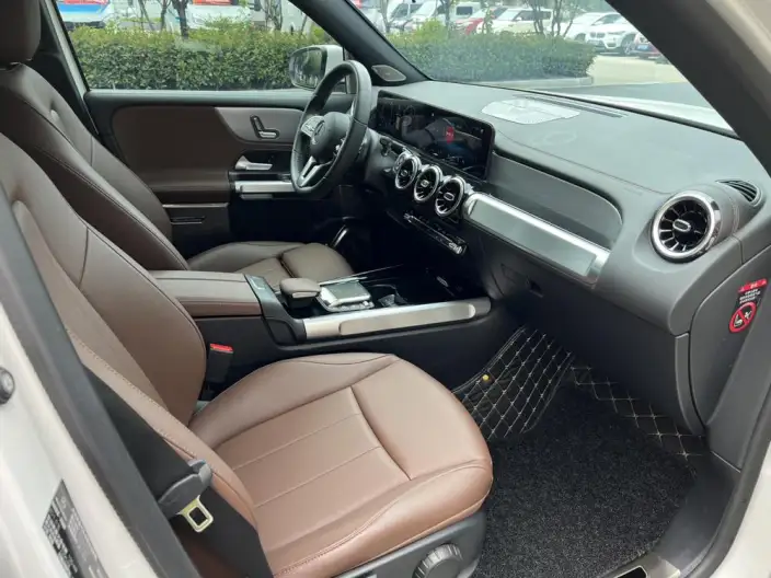 Mercedes-Benz GLB 2023 Model Facelift GLB 200 Fashion Model – фото 8
