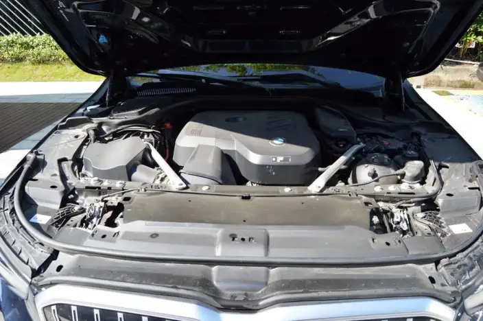 BMW 5 Series 2024 Model 525Li M Sports Set – фото 6