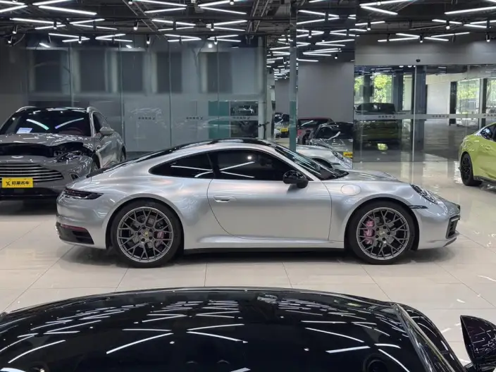 PORSCHE 911 2022 Model Carrera 3.0T – фото 4