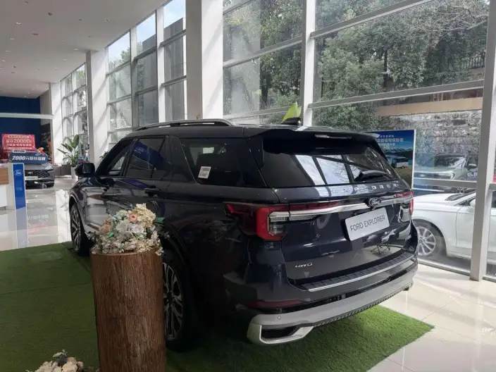 Ford Explorer 2027 Model 2.3T EcoBoost 4WD Titan Jin Edition 7 seat – фото 5