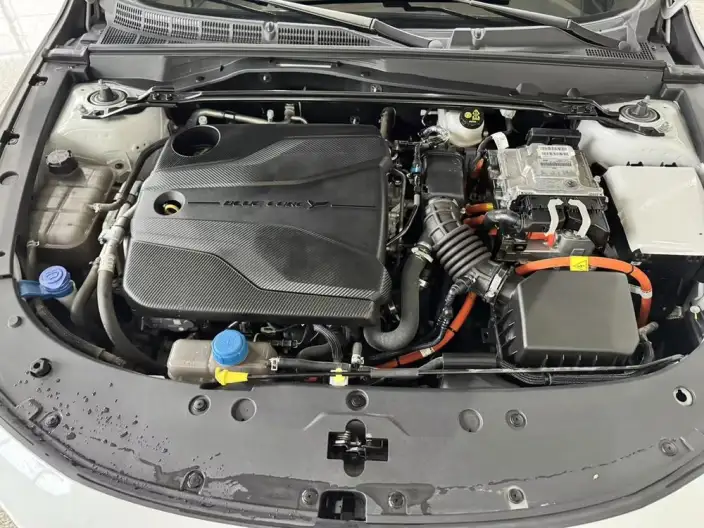Changan UNI-V iDD 2023 Model Smart power iDD 113km Smart Fun Model – фото 9