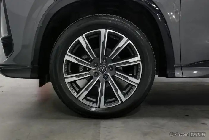 Changan CS75 PLUS 2023 Model Third generation 1.5T Automatic Noble Model – фото 9