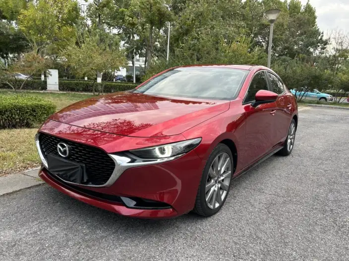 Mazda3 Axela 2021 Model 2.0L Automatic Zhi Ya Edition – фото 1