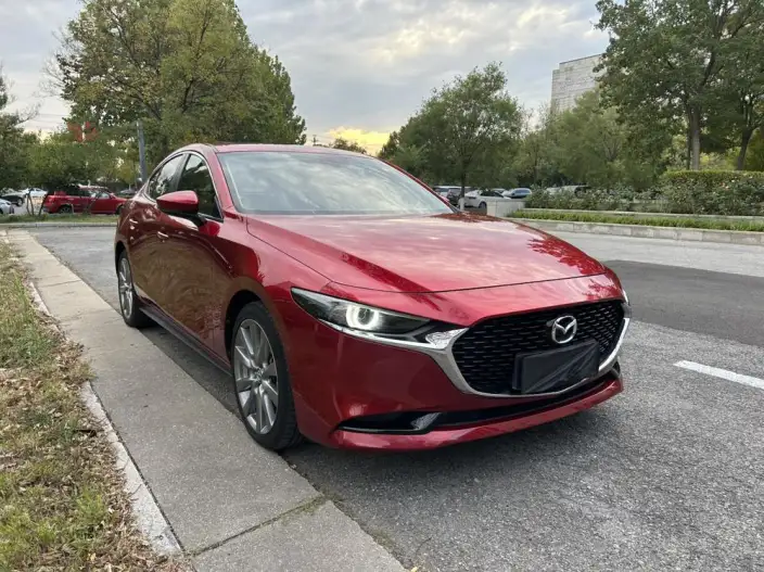 Mazda3 Axela 2021 Model 2.0L Automatic Zhi Ya Edition – фото 3