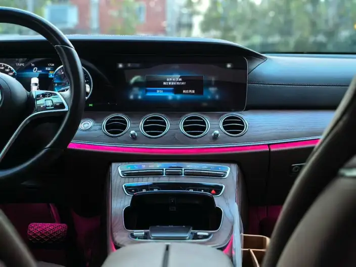 Mercedes-Benz E-Class 2023 Model E 300 L Fashion Model sedan – фото 6
