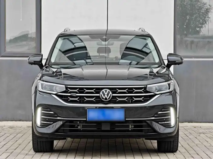 Volkswagen Tayron 2023 Model 380TSI 4WD R-Line High Power Edition – фото 2