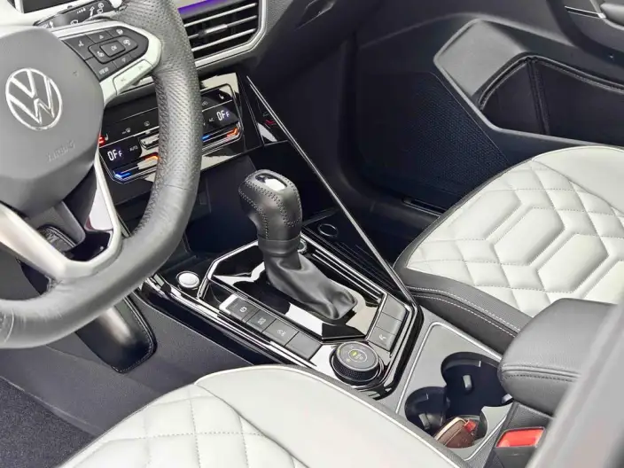 Volkswagen Tayron 2023 Model 380TSI 4WD R-Line High Power Edition – фото 9