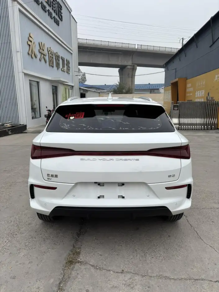 BYD E2 2023 Model Travel Edition – фото 5