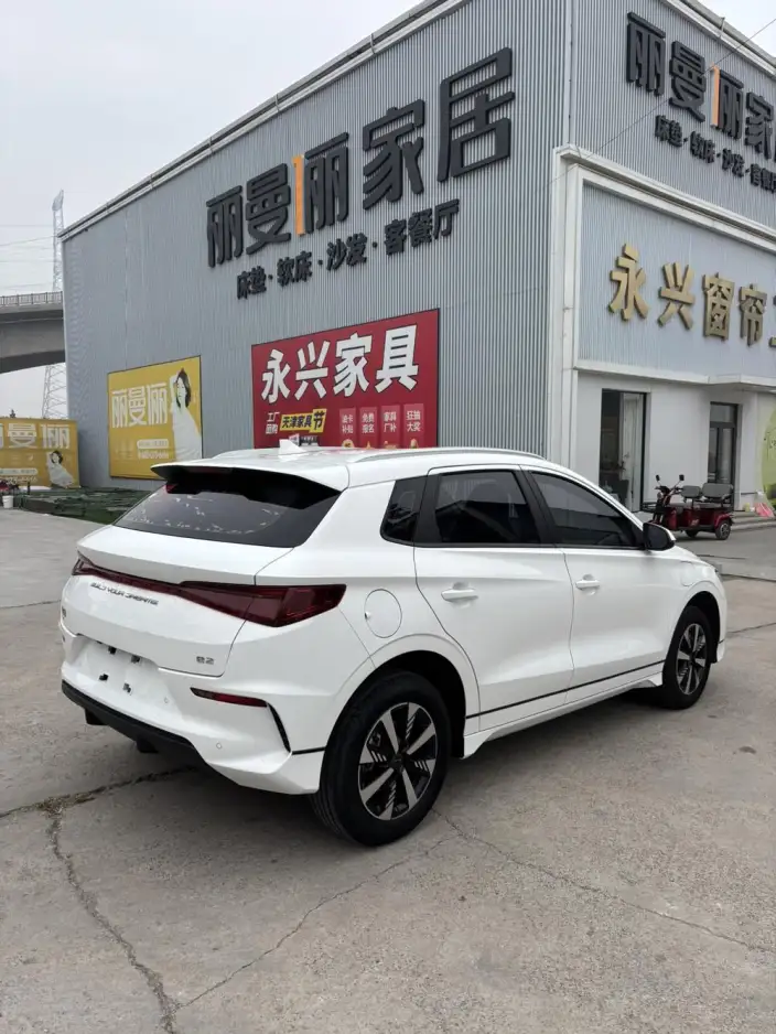 BYD E2 2023 Model Travel Edition – фото 6