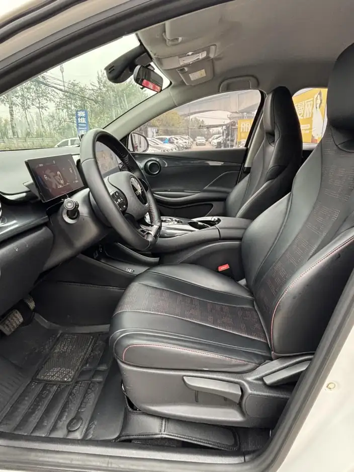 BYD E2 2023 Model Travel Edition – фото 8