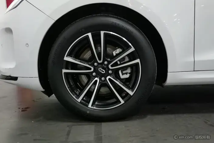 Aito M5 2024 Model Extended Range Max Rear Drive Advanced intelligent driving Edition – фото 8