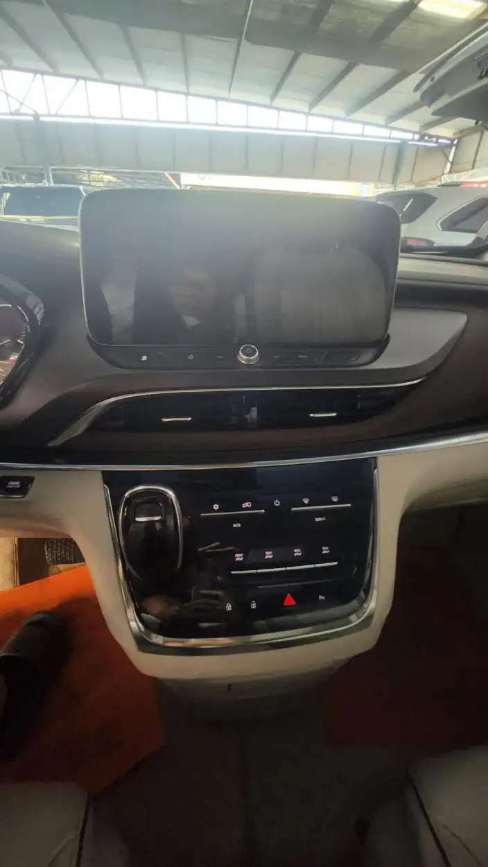 Buick GL8 2022 Model Business class 652T Comfort Model – фото 5