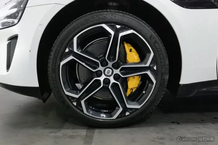 Xiaomi SU7 2024 Model 4WD Ultra-long Endurance Max Edition – фото 9