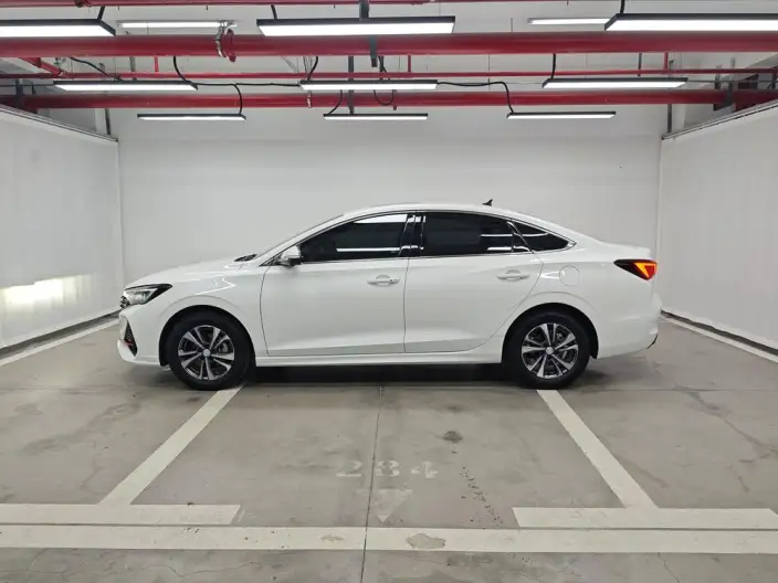 Changan Eado 2023 Model PLUS Changxiang Edition Blue whale NE 1.4T GDI DCT Noble Model – фото 4