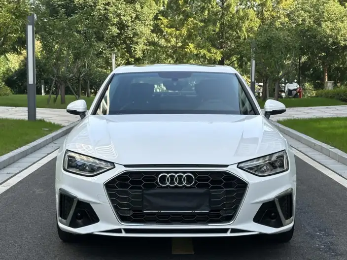 Audi A4 L 2022 Model 40 TFSI Fashion Dynamic Model – фото 2