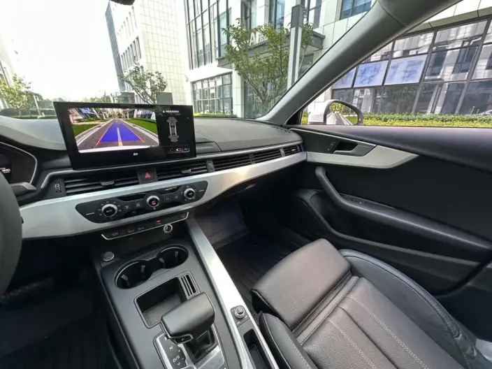 Audi A4 L 2022 Model 40 TFSI Fashion Dynamic Model – фото 9