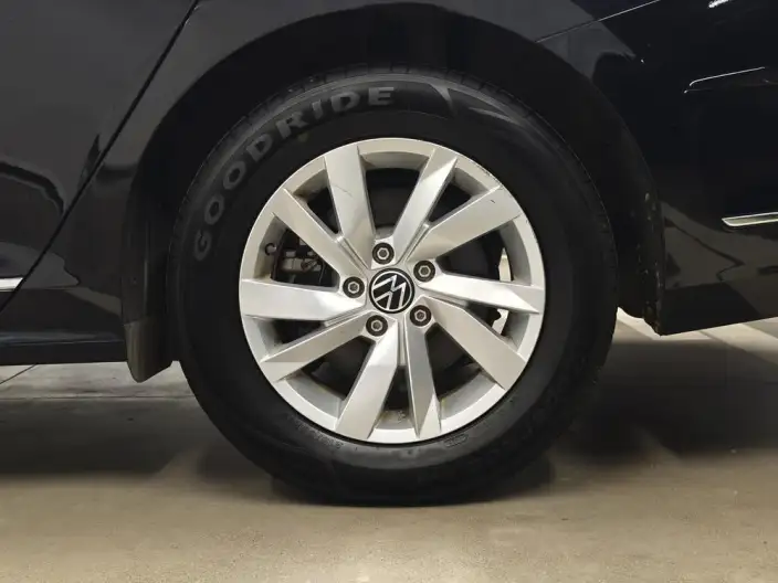 Volkswagen Passat 2022 Model 280TSI Business Edition – фото 9
