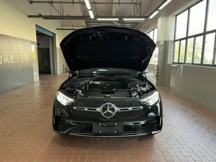 Mercedes-Benz GLC 2024 Model Facelift GLC 300 L 4MATIC Dynamic Model 5 seat – фото 8
