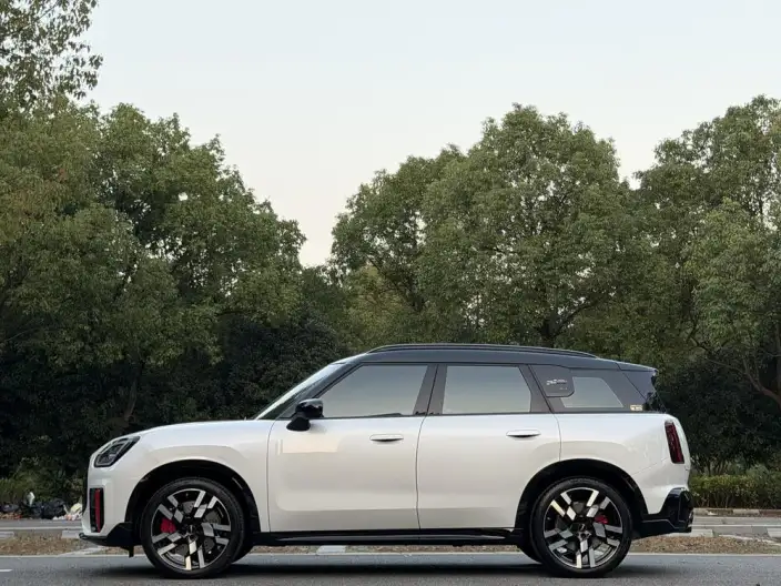 MINI JCW COUNTRYMAN 2024 Model 2.0T JOHN COOPER WORKS ALL4
