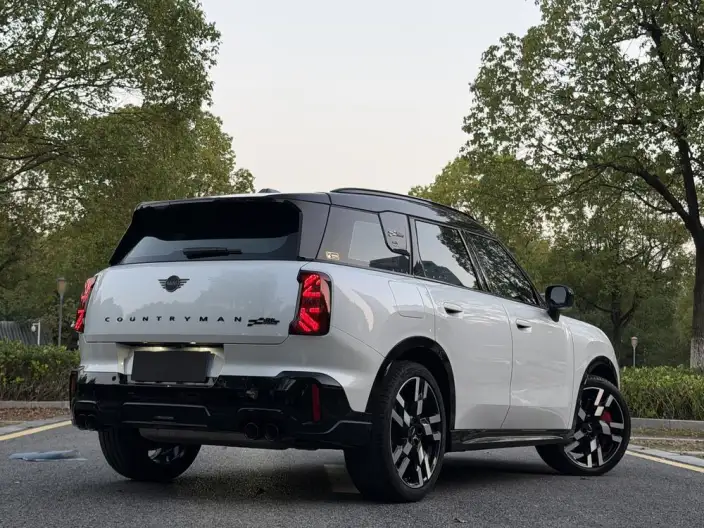 MINI JCW COUNTRYMAN 2024 Model 2.0T JOHN COOPER WORKS ALL4