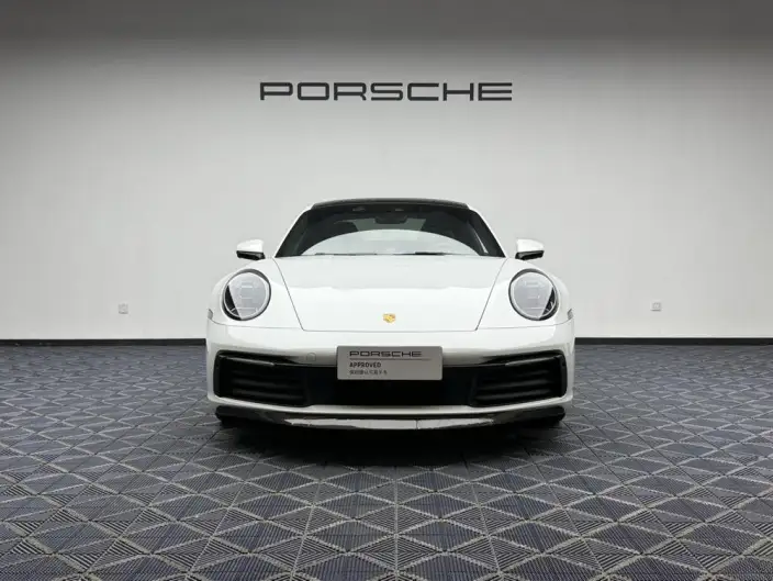 PORSCHE 911 2023 Model Carrera 3.0T – фото 2